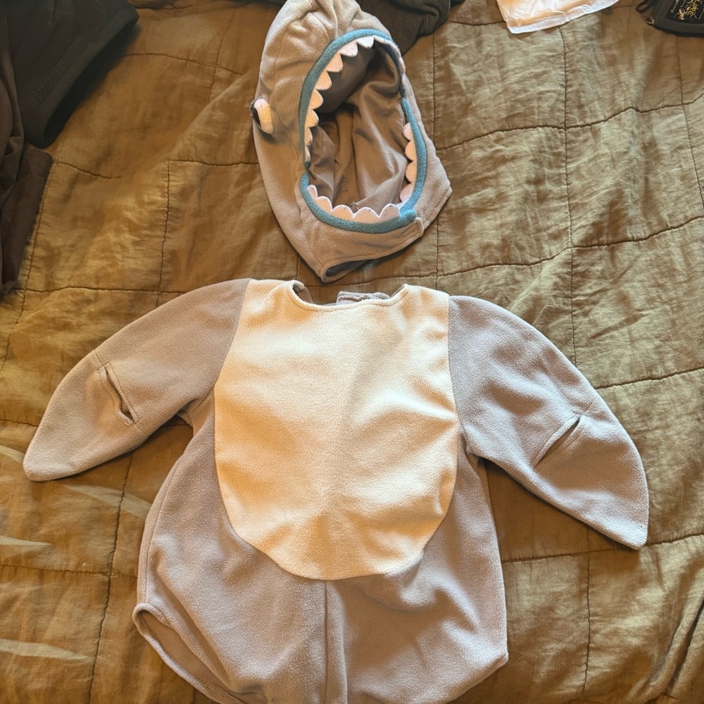 Pottery Barn Kids 6-12mo Shark Costume